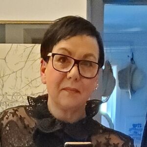 Meet your Posher, Carrie